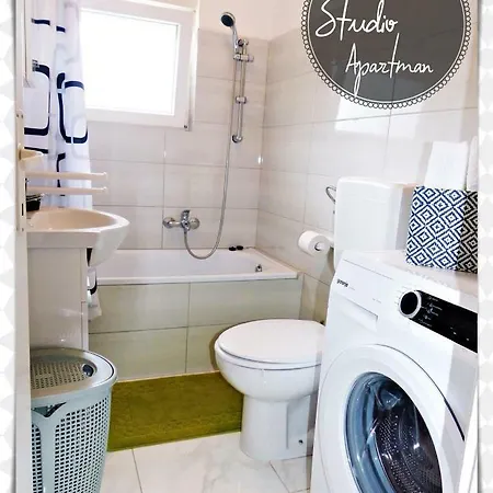 Studio Slavi 아파트 *